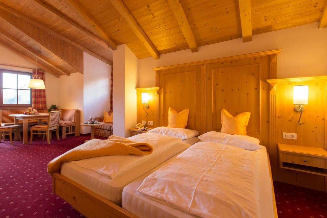 Berghotel Johanneshof Anterselva di Mezzo Εξωτερικό φωτογραφία